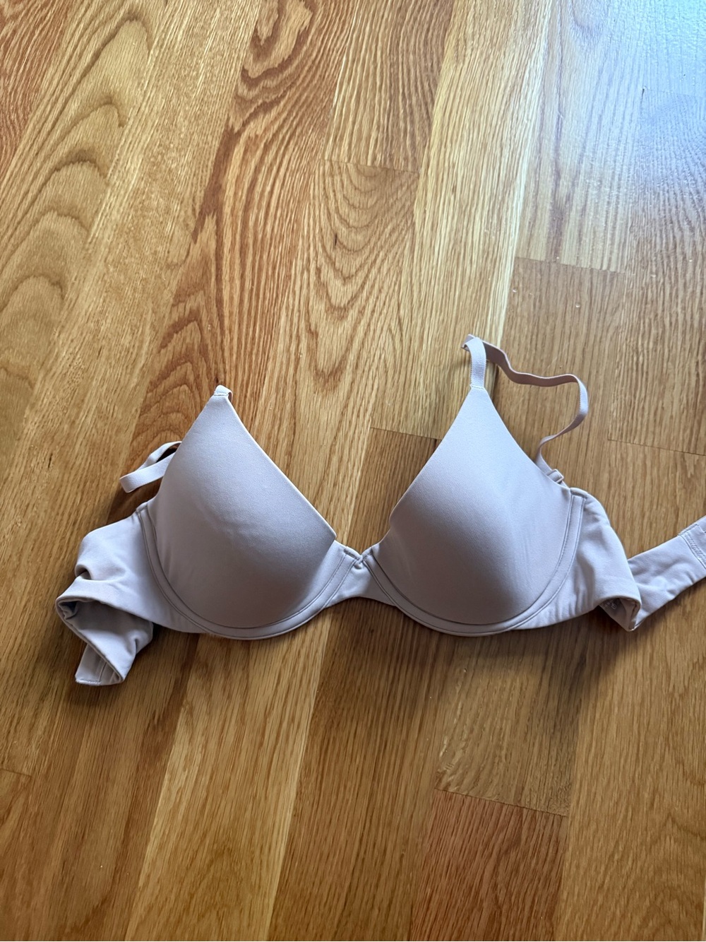 SKIMS plunge bra